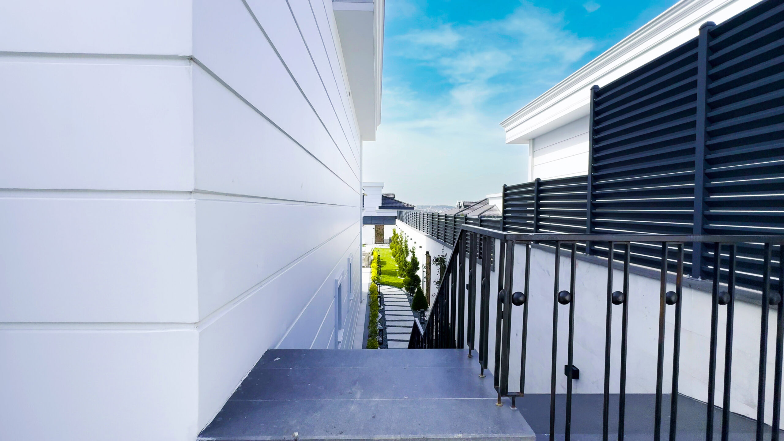 vlcsnap-2025-04-17-12h48m12s619